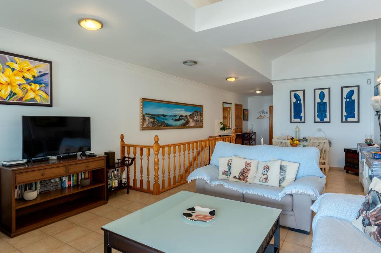 Villa Marina II Beachfront Corralejo By Holidays Home Exterior photo